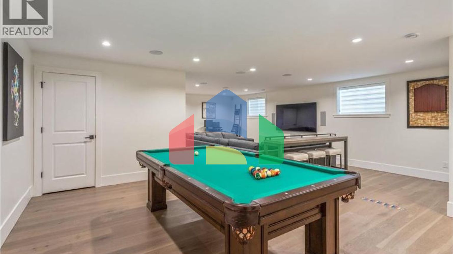 Residential - Single Family Home - Burnaby, Canada - Canada