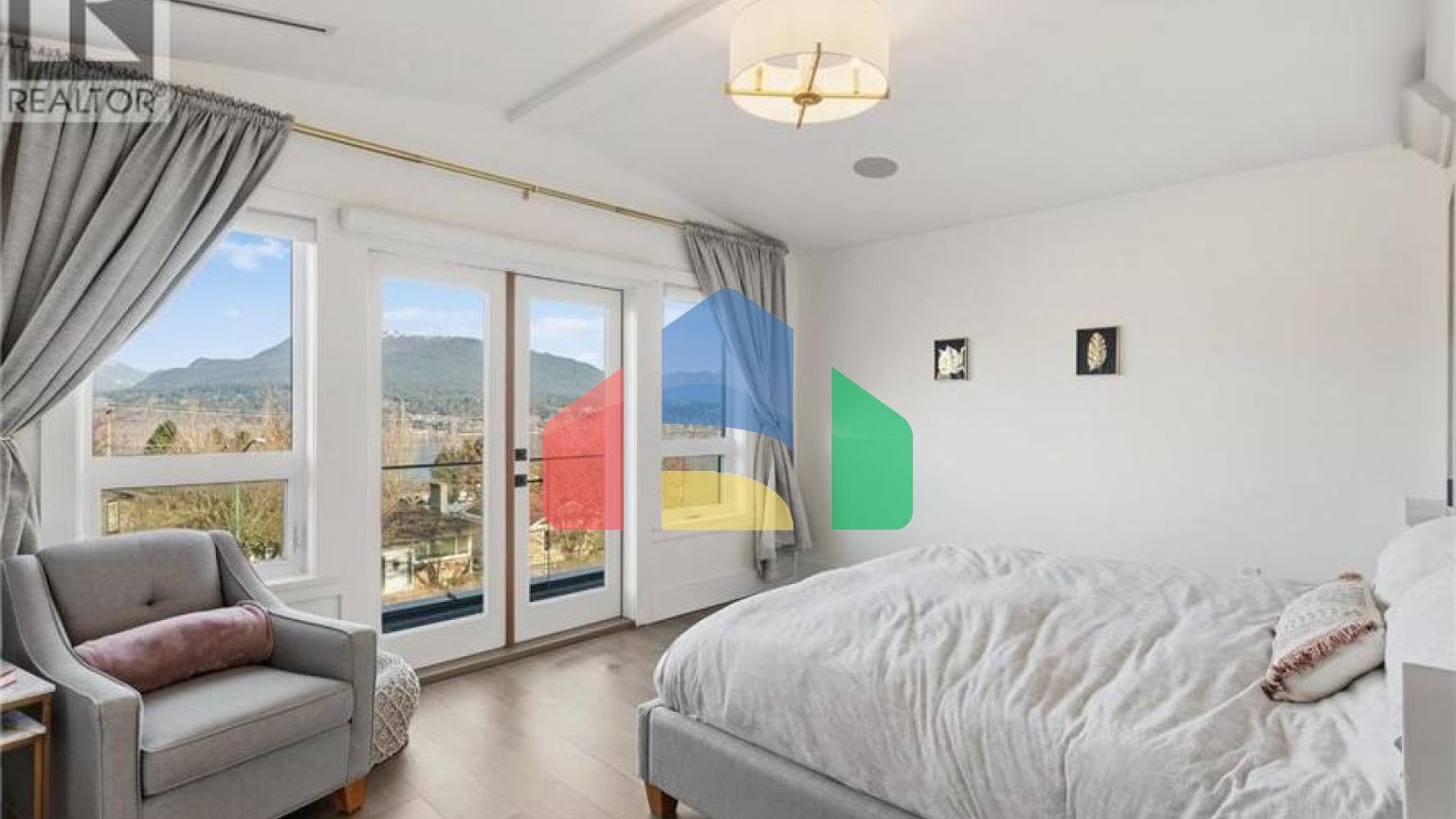 Residential - Single Family Home - Burnaby, Canada - Canada