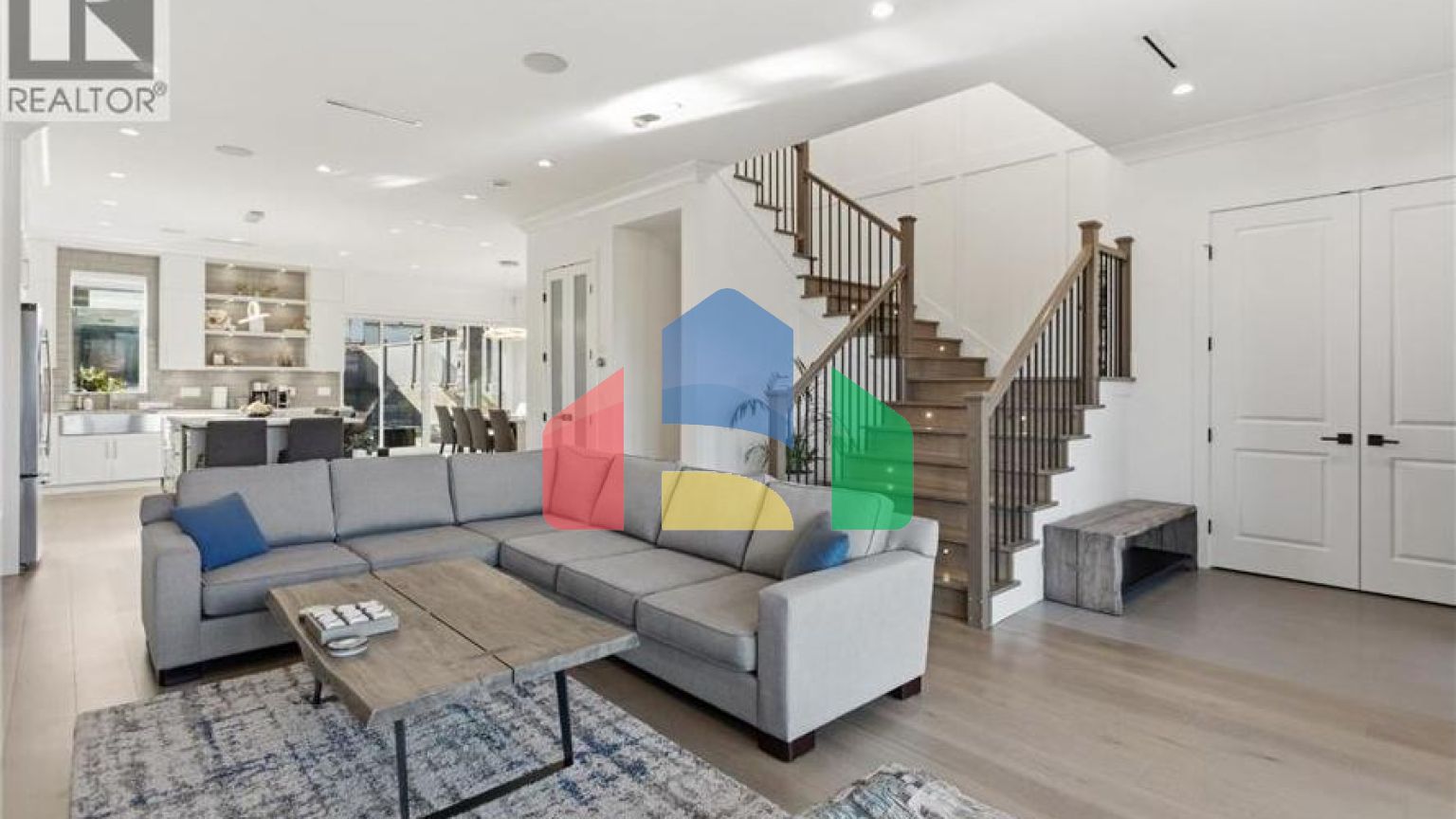 Residential - Single Family Home - Burnaby, Canada - Canada