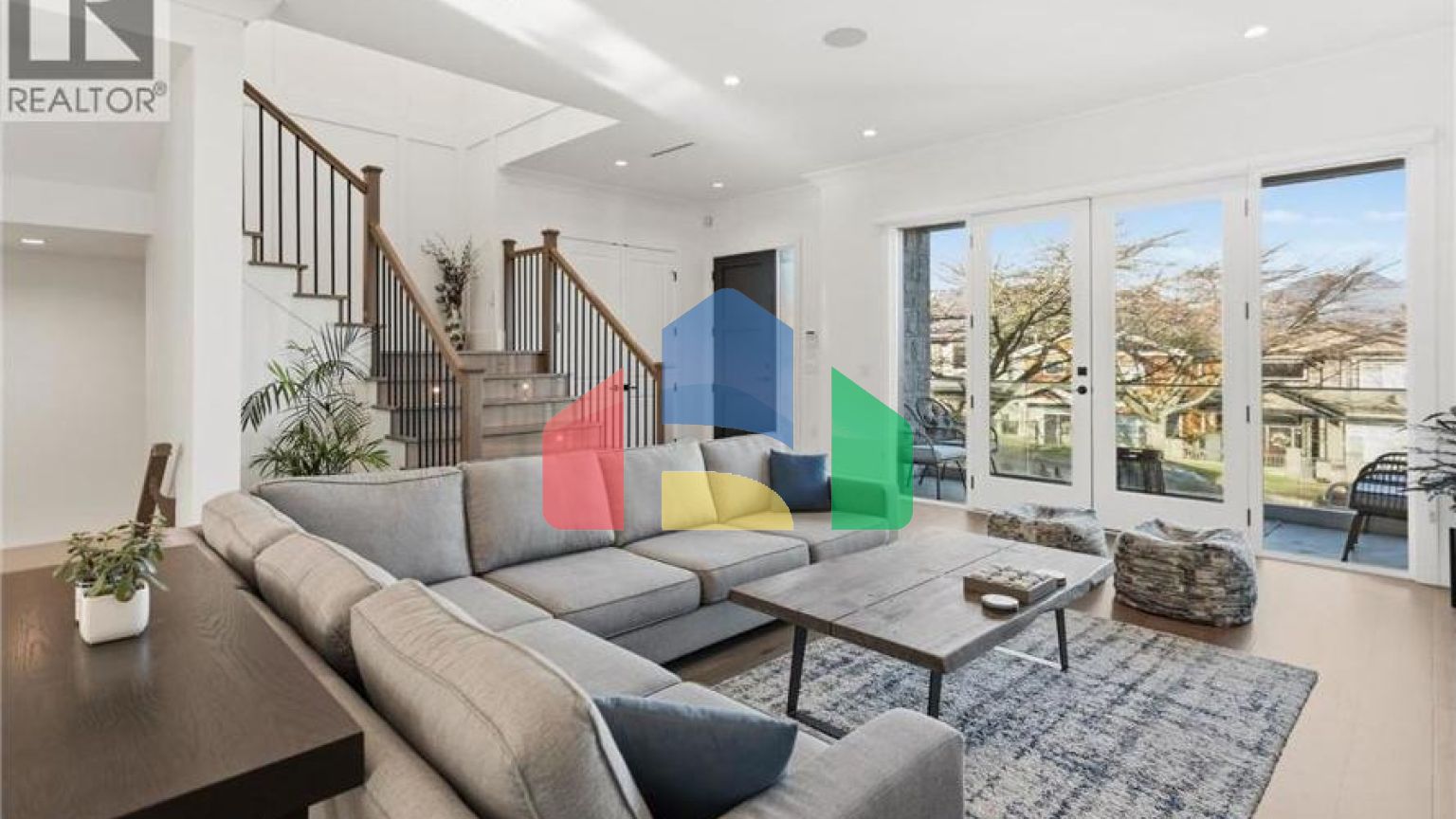 Residential - Single Family Home - Burnaby, Canada - Canada