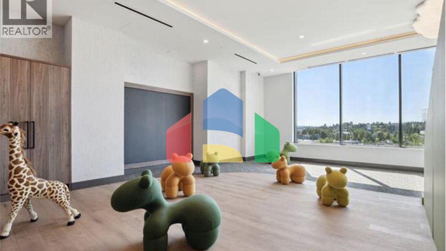 Residential - Single Family Home - Burnaby, Canada - Canada