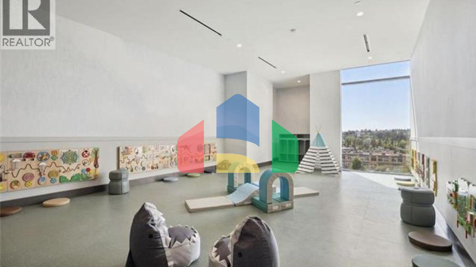 Residential - Single Family Home - Burnaby, Canada - Canada