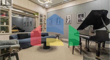 Residential - Single Family Home - Burnaby, Canada - Canada