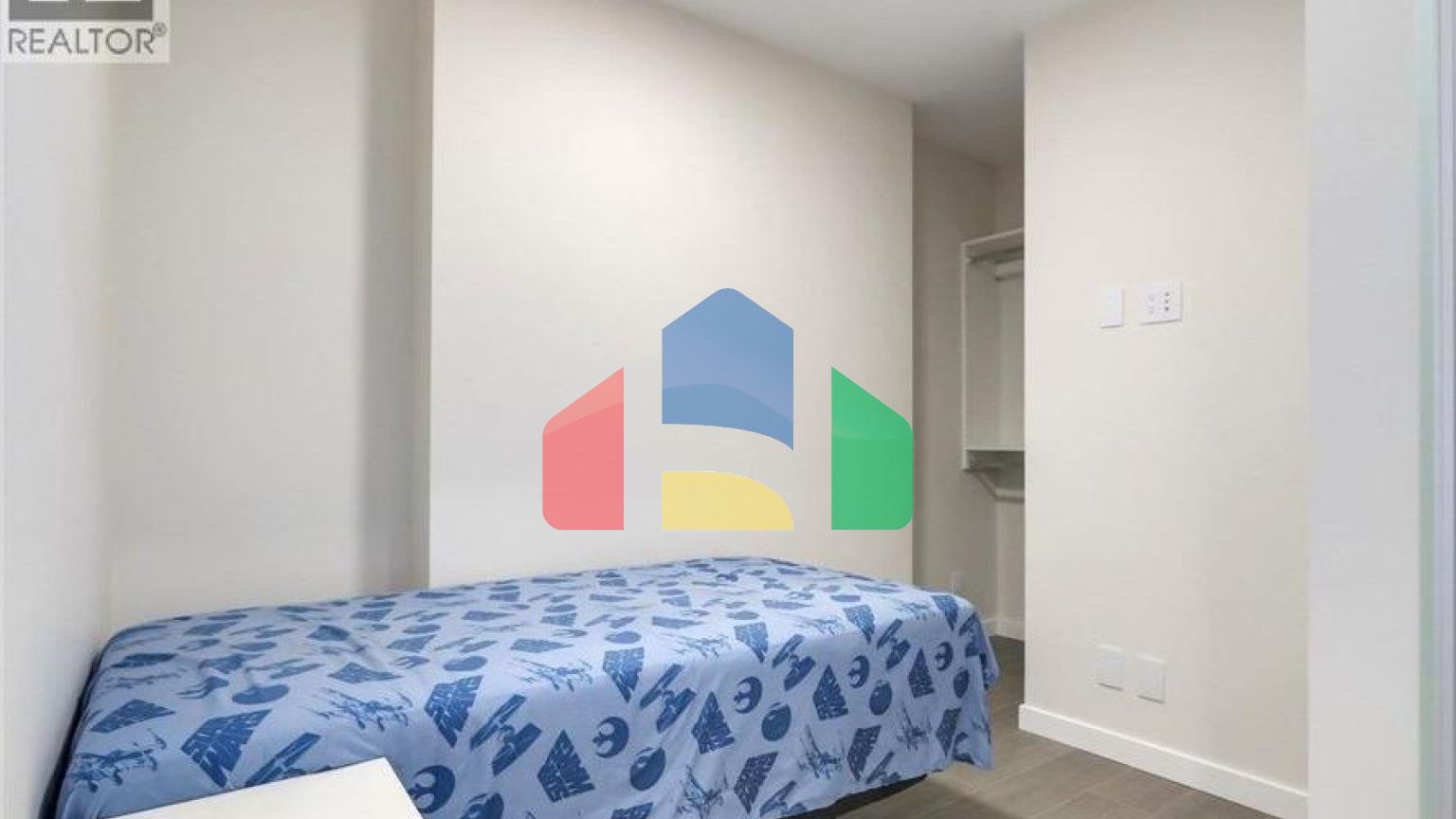 Residential - Single Family Home - Burnaby, Canada - Canada