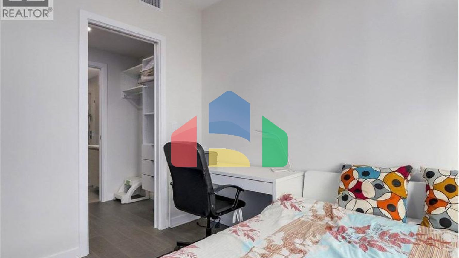 Residential - Single Family Home - Burnaby, Canada - Canada