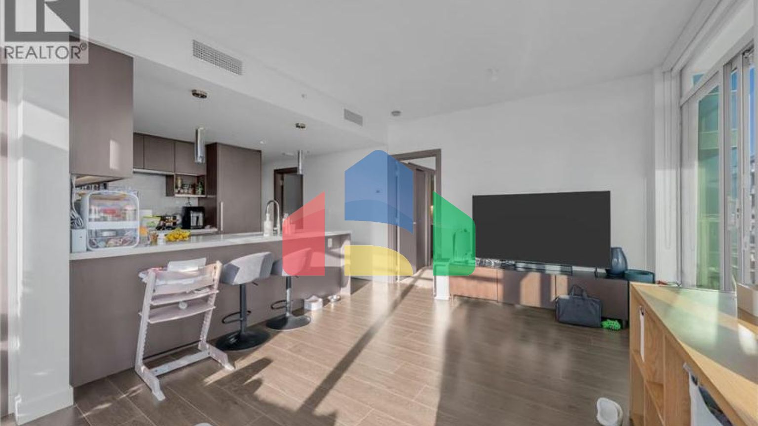 Residential - Single Family Home - Burnaby, Canada - Canada