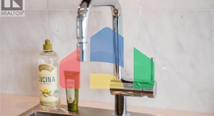 Residential - Single Family Home - Burnaby, Canada - Canada