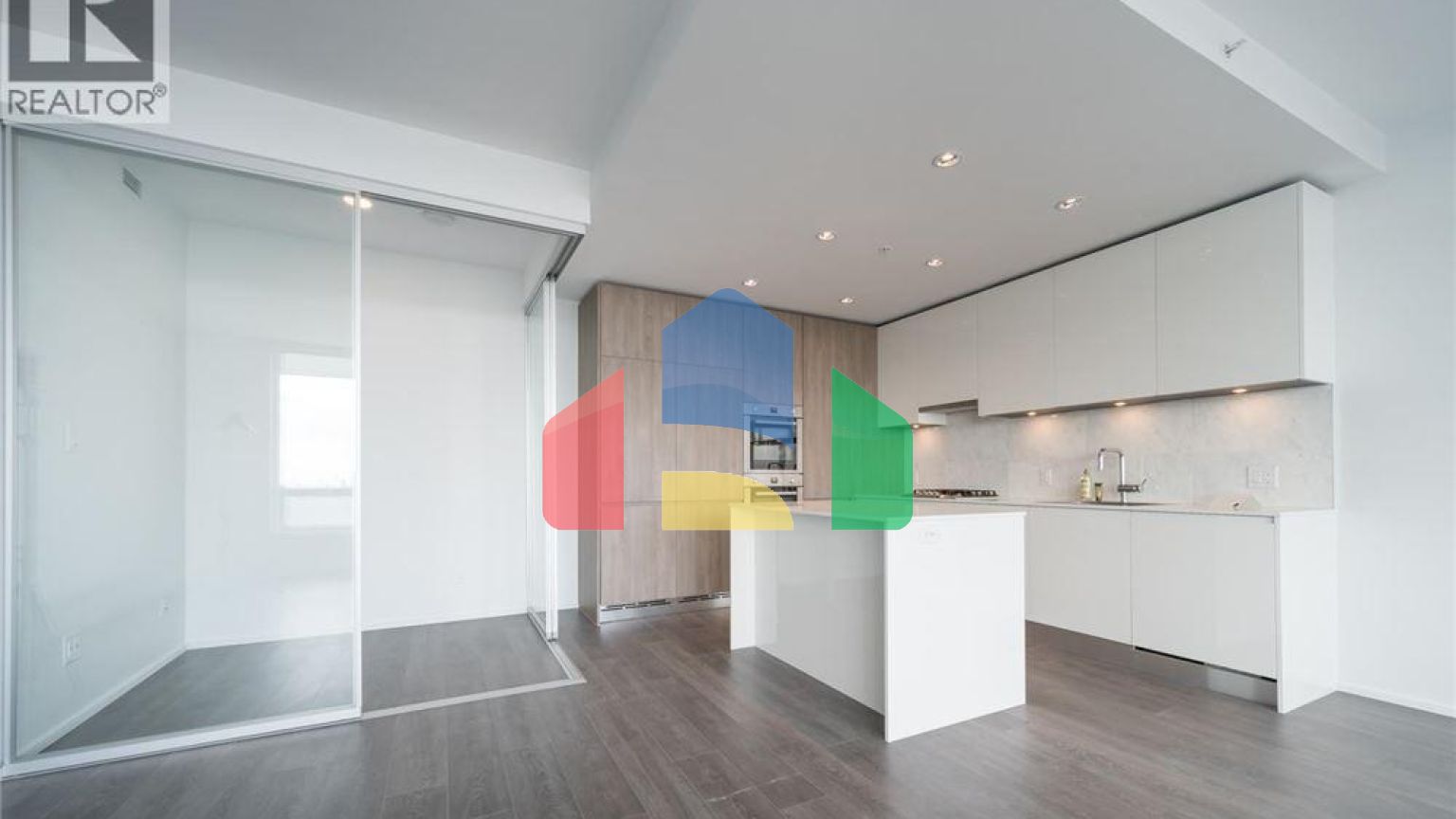 Residential - Single Family Home - Burnaby, Canada - Canada