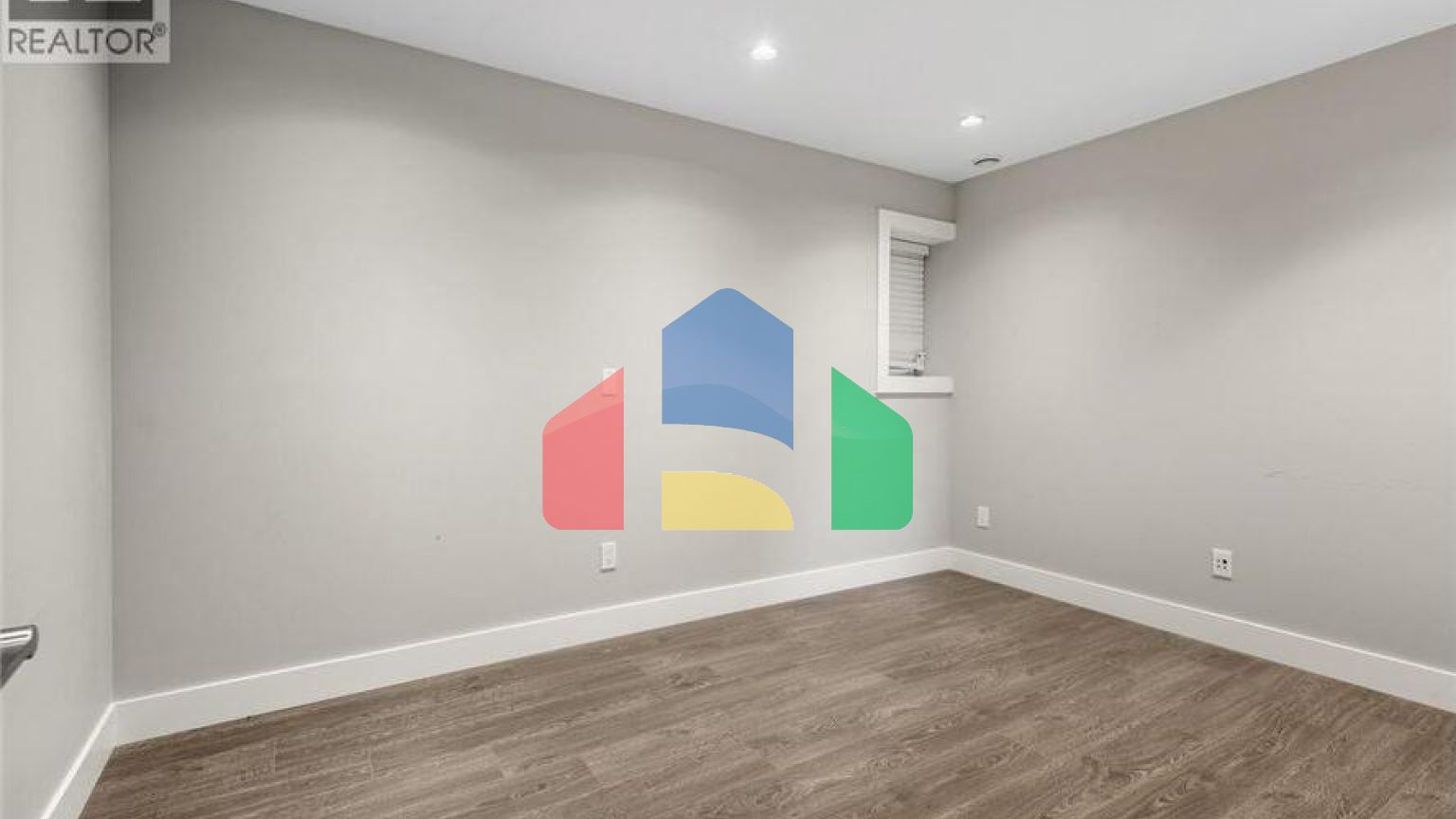 Residential - Single Family Home - Burnaby, Canada - Canada