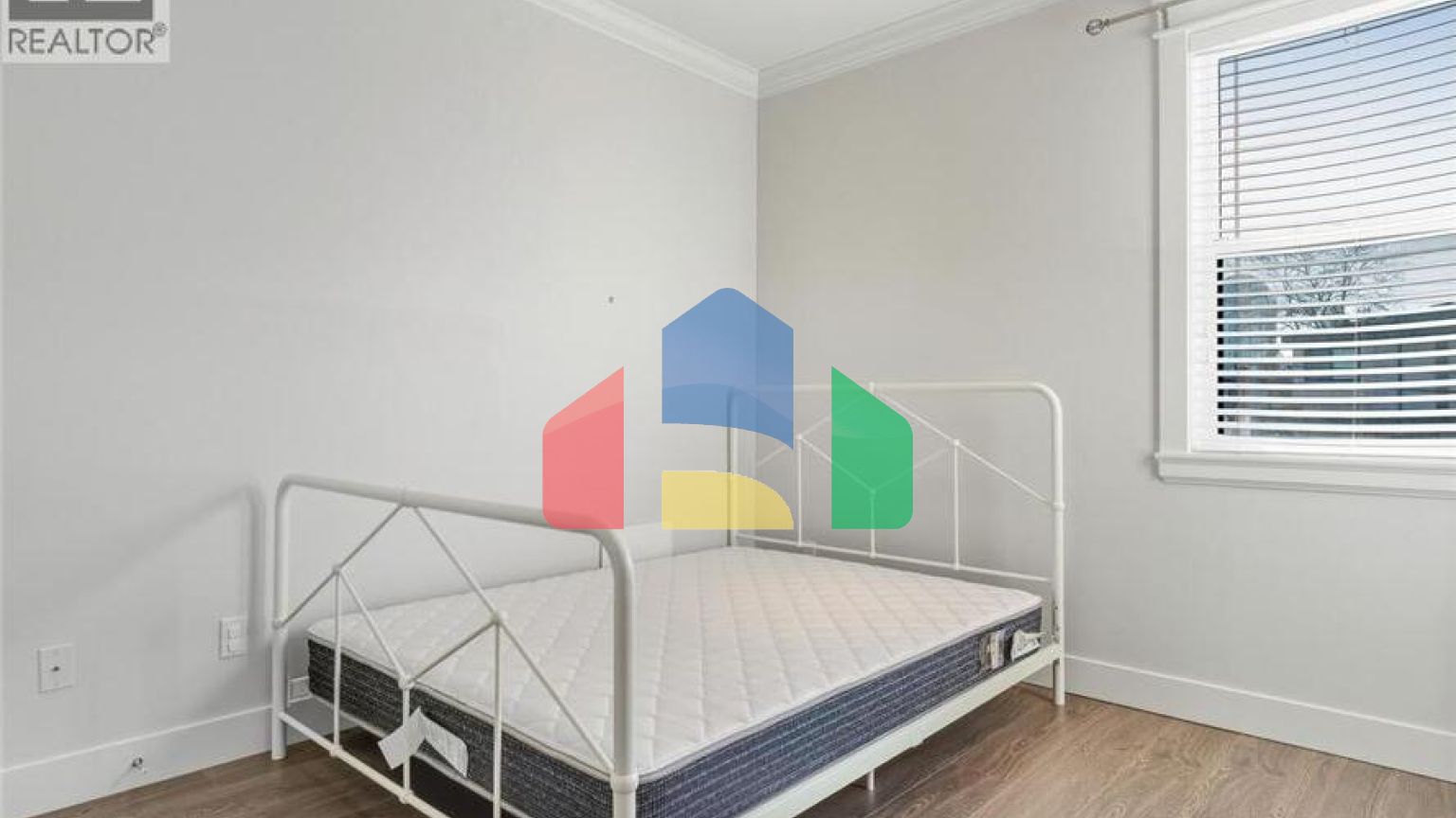 Residential - Single Family Home - Burnaby, Canada - Canada