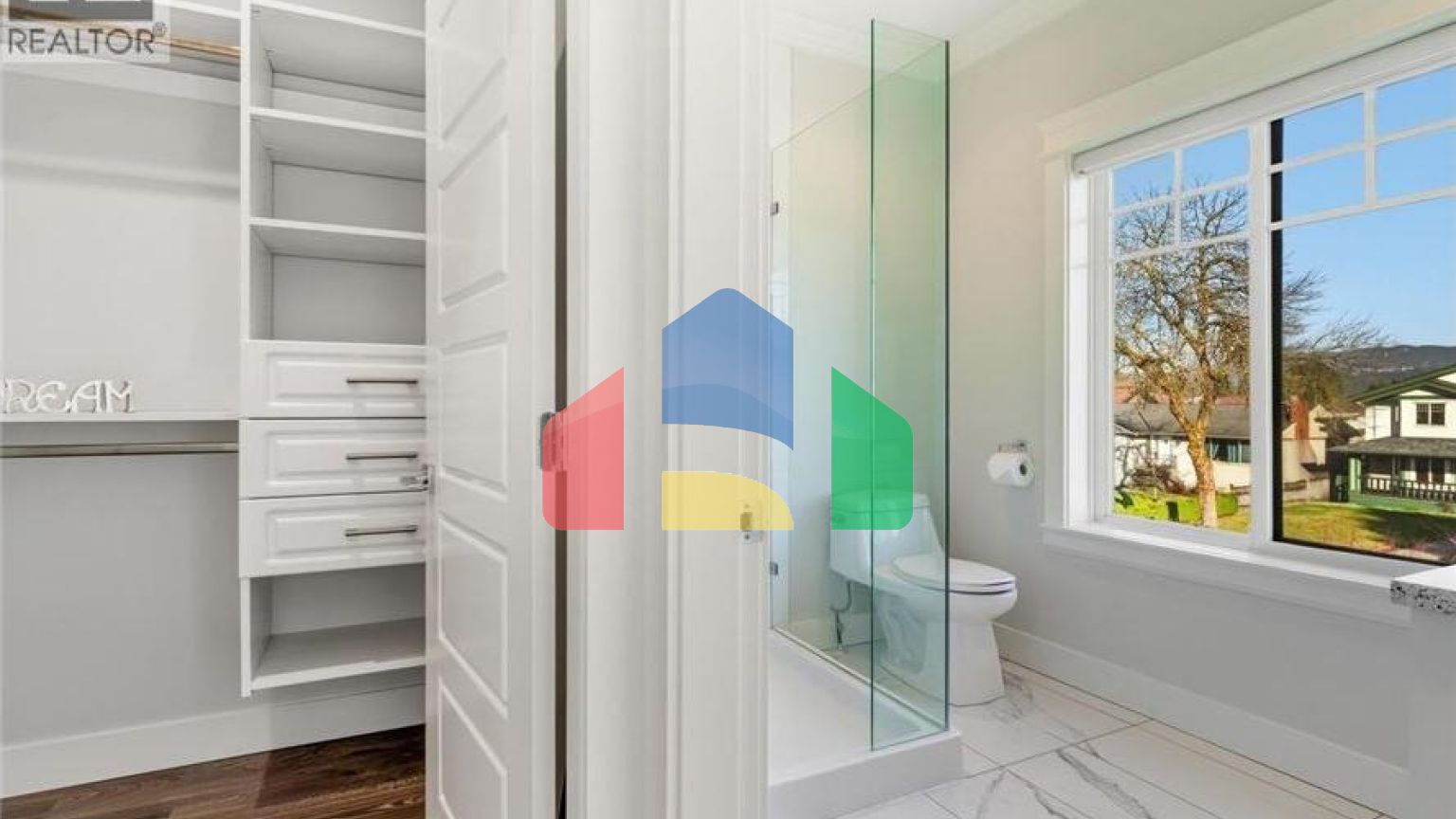 Residential - Single Family Home - Burnaby, Canada - Canada