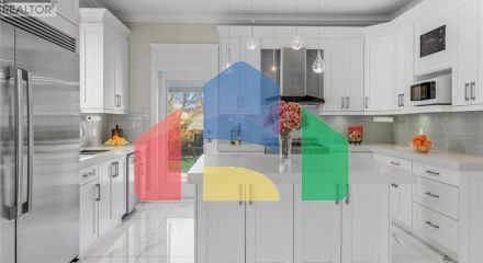 Residential - Single Family Home - Burnaby, Canada - Canada