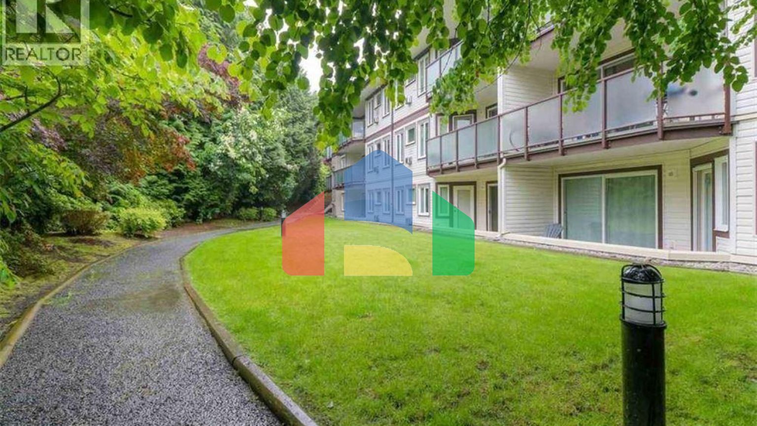 Residential - Single Family Home - Burnaby, Canada - Canada