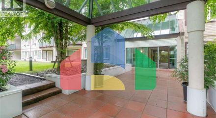 Residential - Single Family Home - Burnaby, Canada - Canada