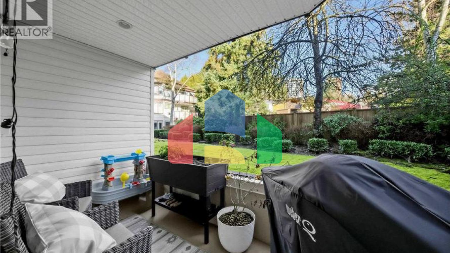 Residential - Single Family Home - Burnaby, Canada - Canada