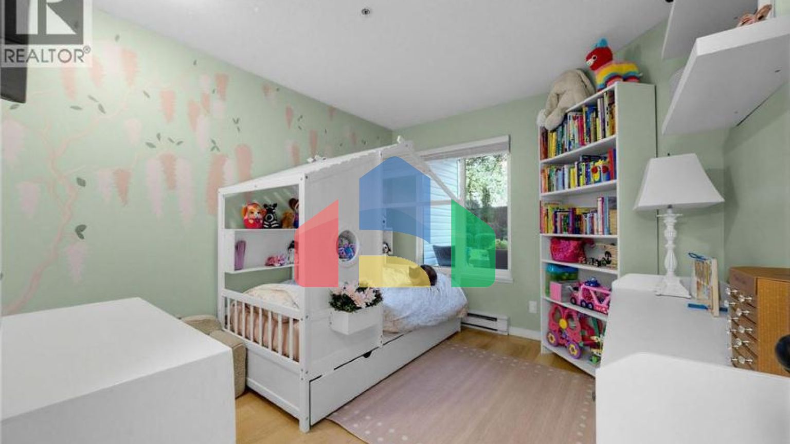 Residential - Single Family Home - Burnaby, Canada - Canada