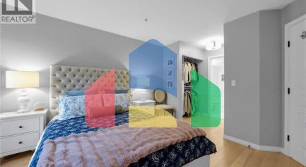 Residential - Single Family Home - Burnaby, Canada - Canada