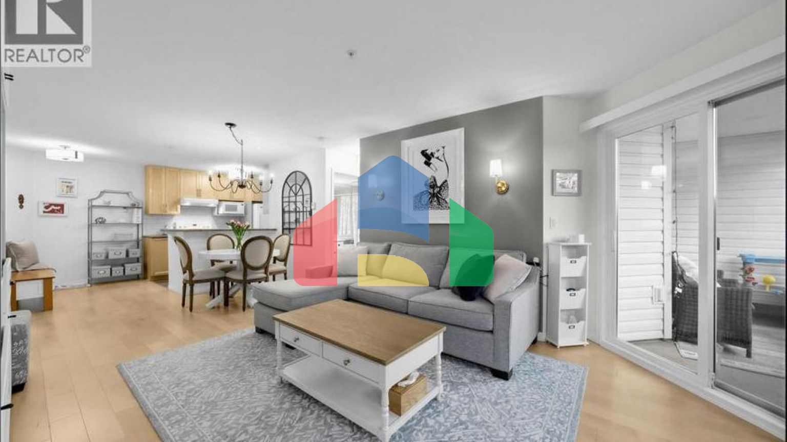 Residential - Single Family Home - Burnaby, Canada - Canada