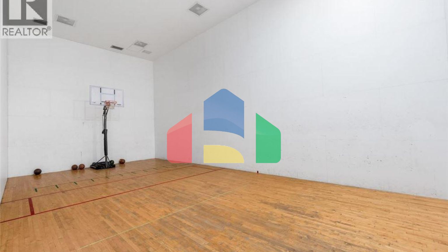 Residential - Single Family Home - Burnaby, Canada - Canada