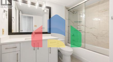 Residential - Single Family Home - Burnaby, Canada - Canada