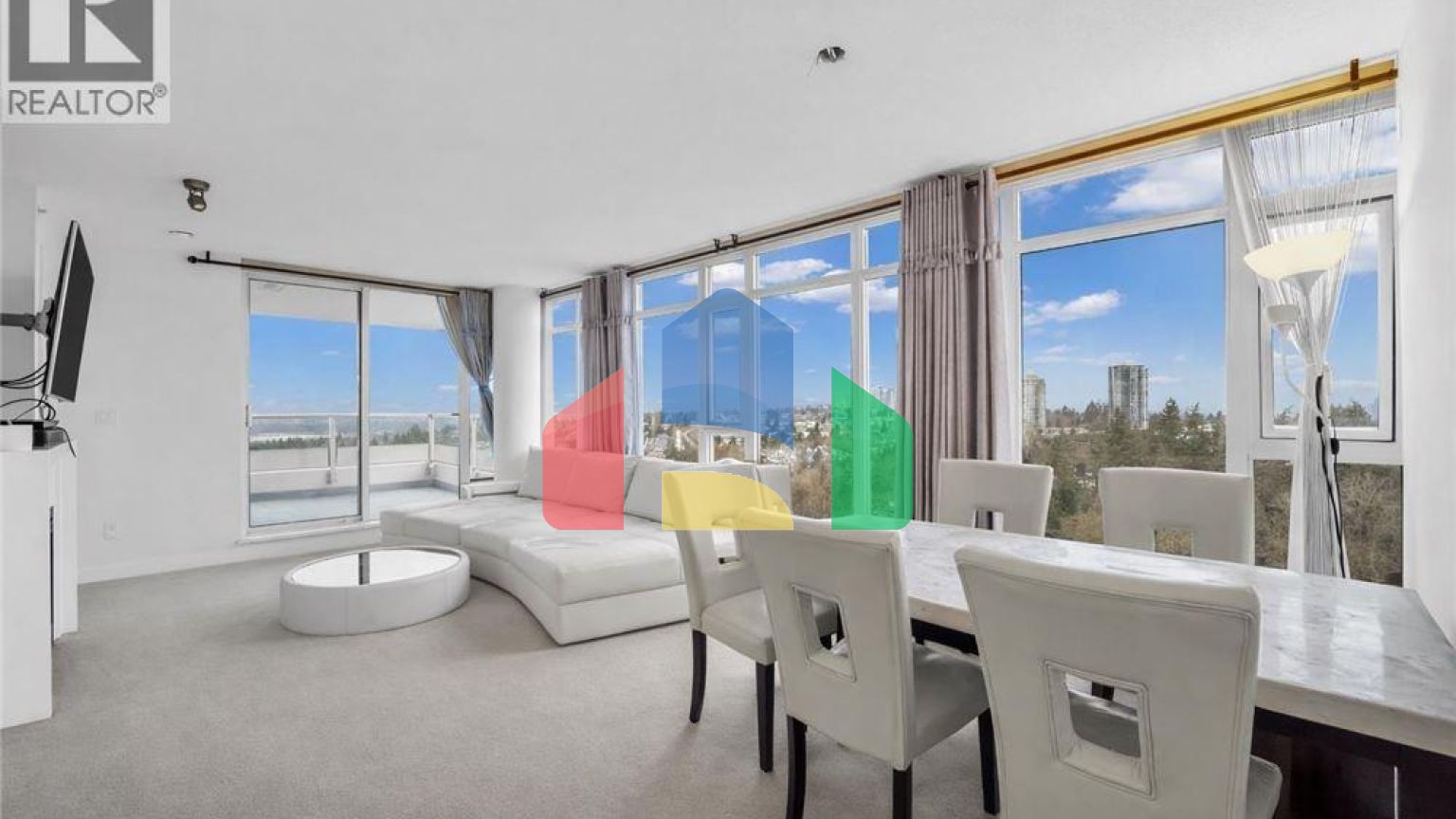 Residential - Single Family Home - Burnaby, Canada - Canada