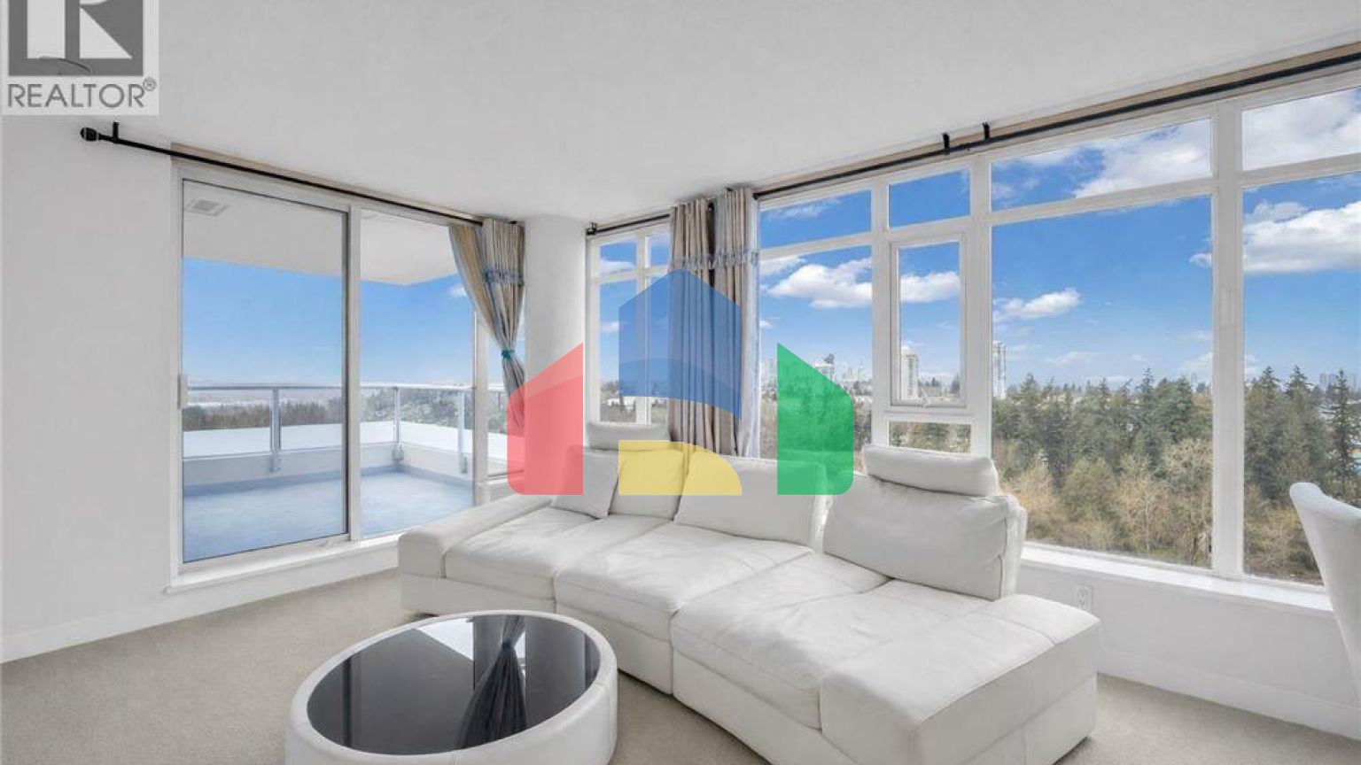 Residential - Single Family Home - Burnaby, Canada - Canada