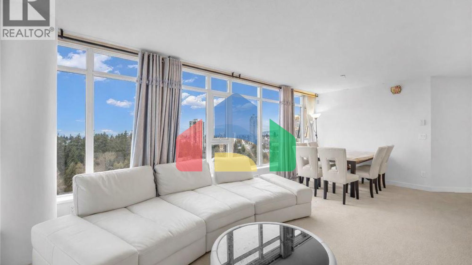 Residential - Single Family Home - Burnaby, Canada - Canada