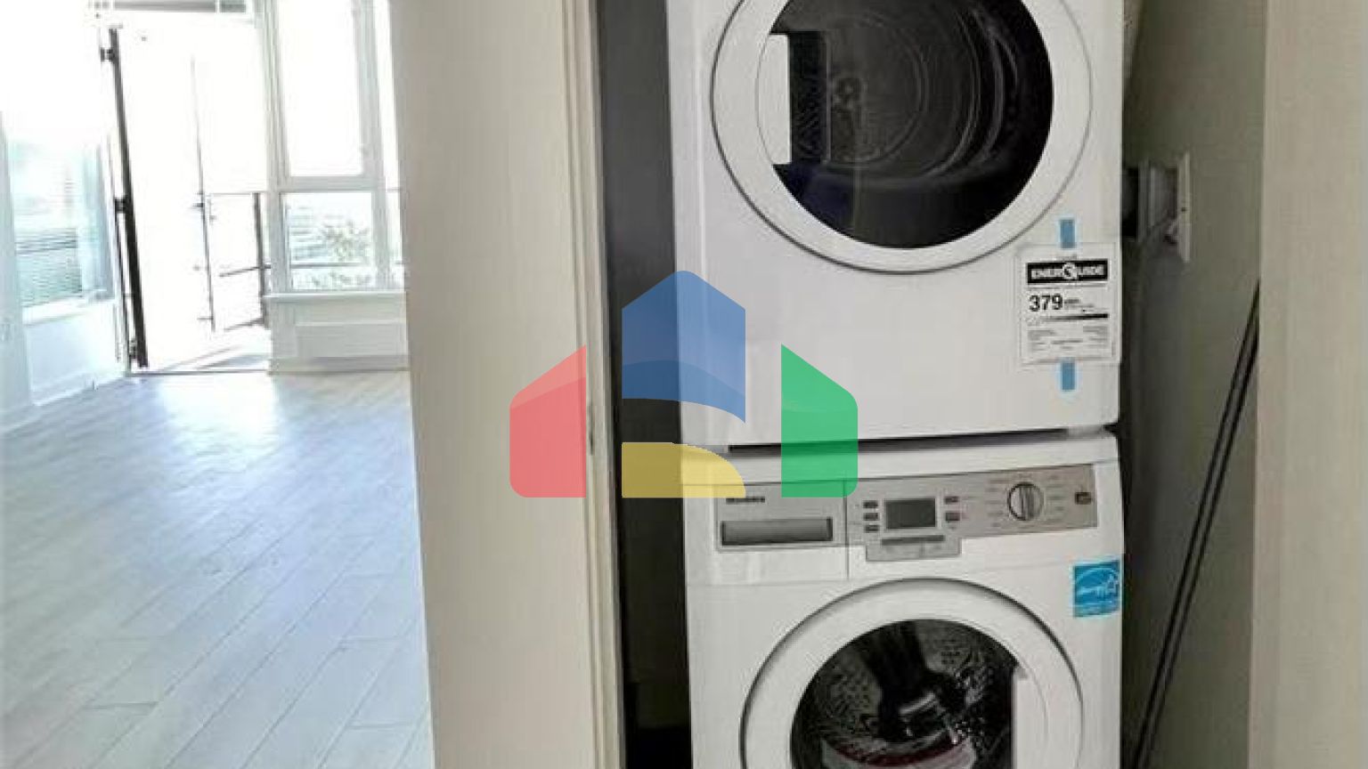 Residential - Single Family Home - Burnaby, Canada - Canada