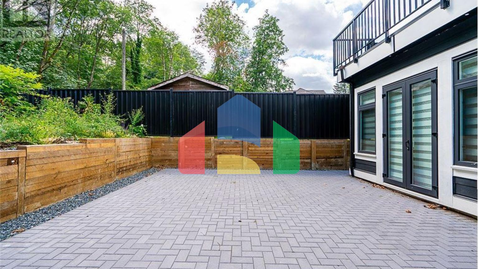 Residential - Condo/Apartment - Burnaby, Canada - Canada