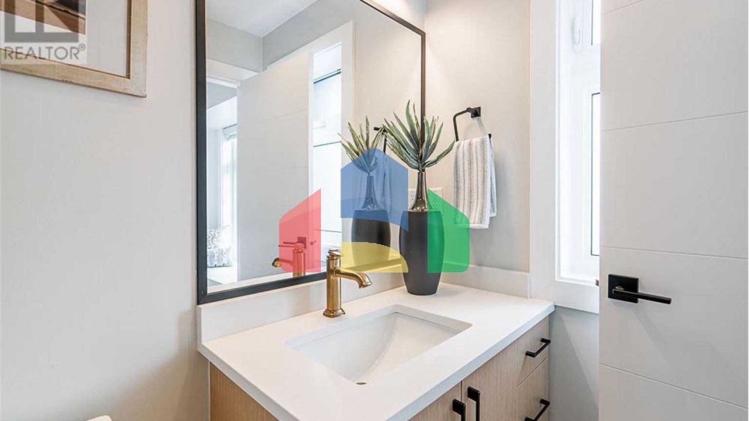 Residential - Condo/Apartment - Burnaby, Canada - Canada