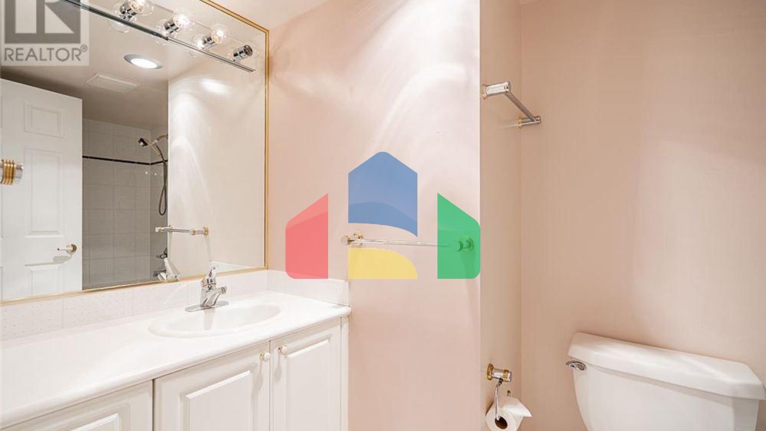 Residential - Condo/Apartment - Burnaby, Canada - Canada