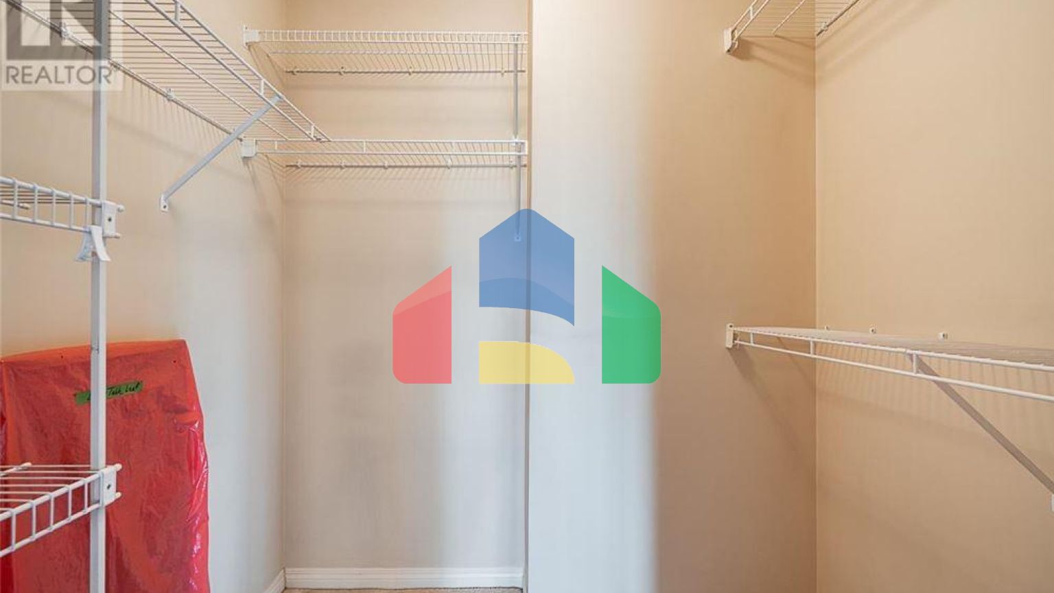 Residential - Condo/Apartment - Burnaby, Canada - Canada