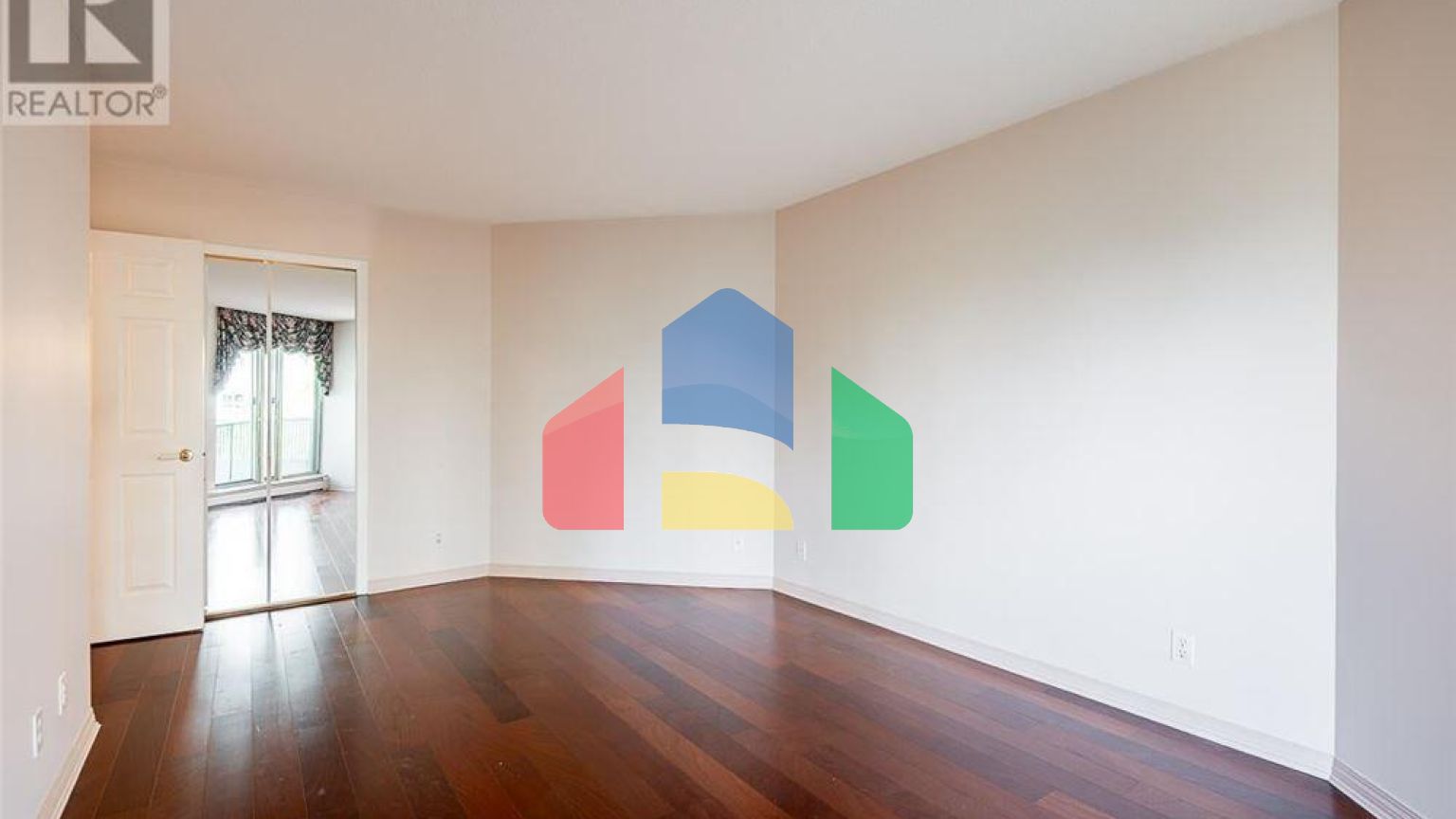 Residential - Condo/Apartment - Burnaby, Canada - Canada