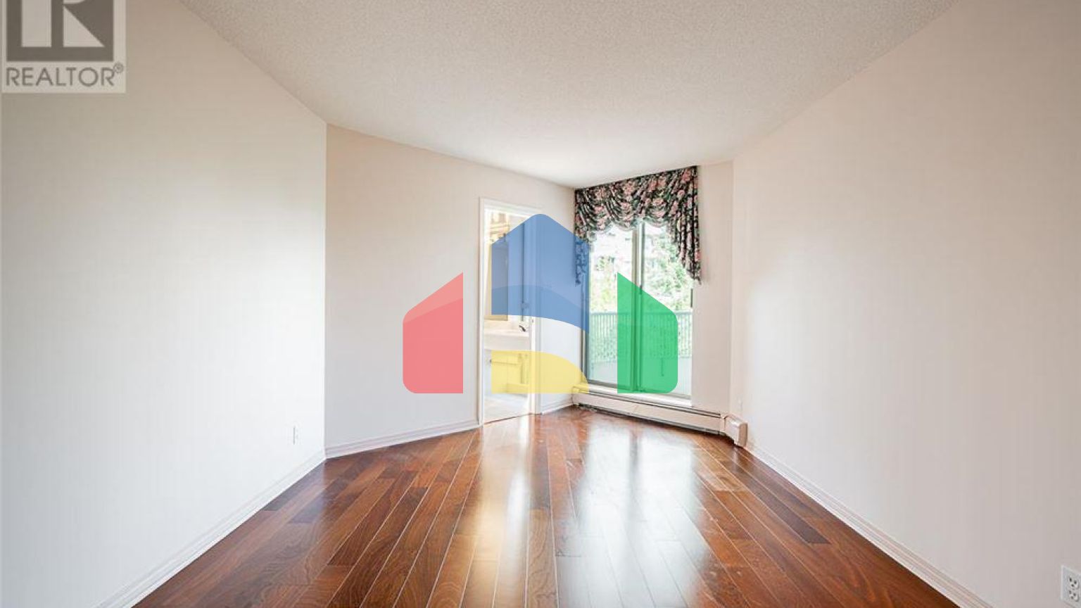 Residential - Condo/Apartment - Burnaby, Canada - Canada