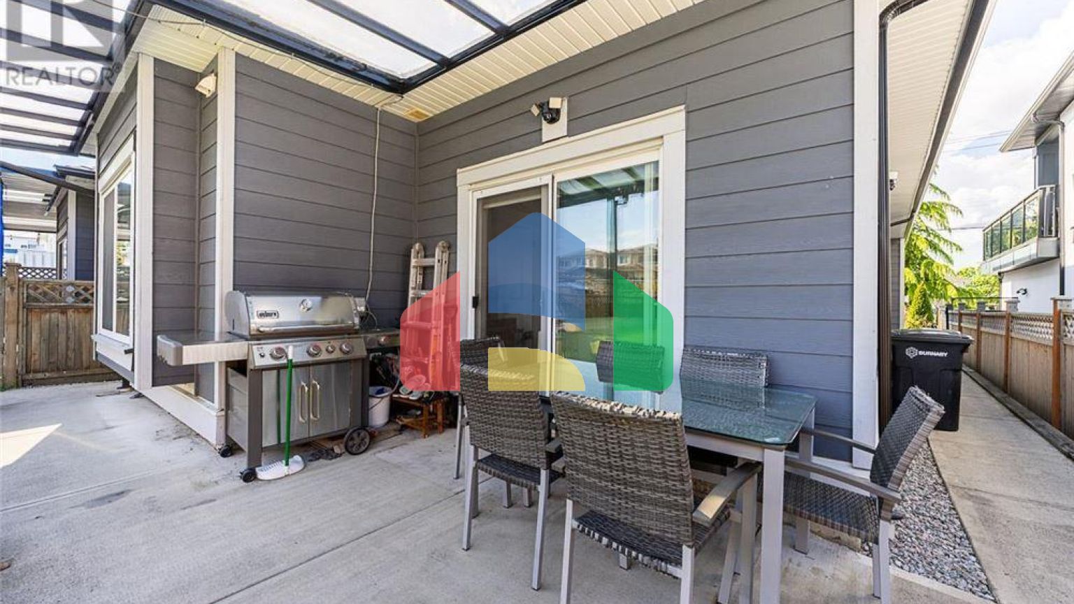 Residential - Single Family Home - Burnaby, Canada - Canada