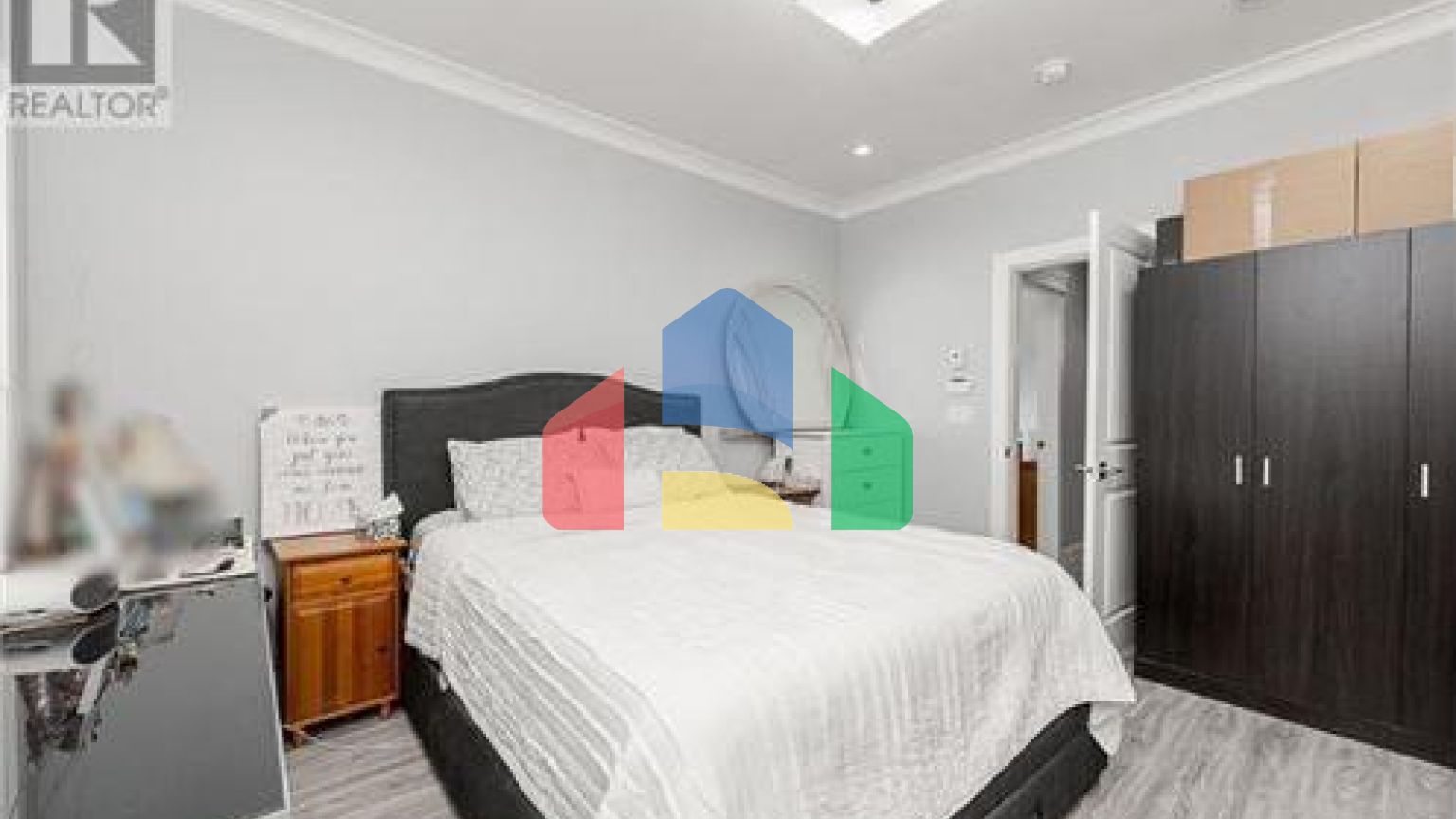 Residential - Single Family Home - Burnaby, Canada - Canada