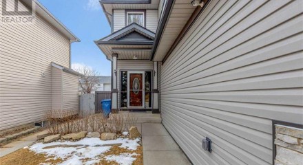 Residential - Single Family Home - Calgary, Canada - Canada