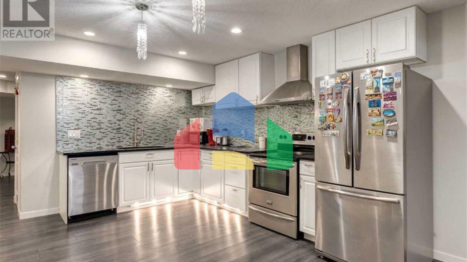 Residential - Single Family Home - Calgary, Canada - Canada