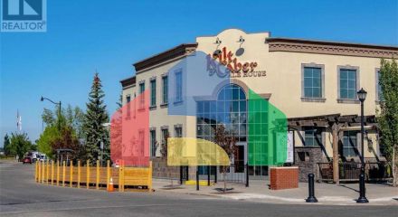 Residential - Single Family Home - Calgary, Canada - Canada