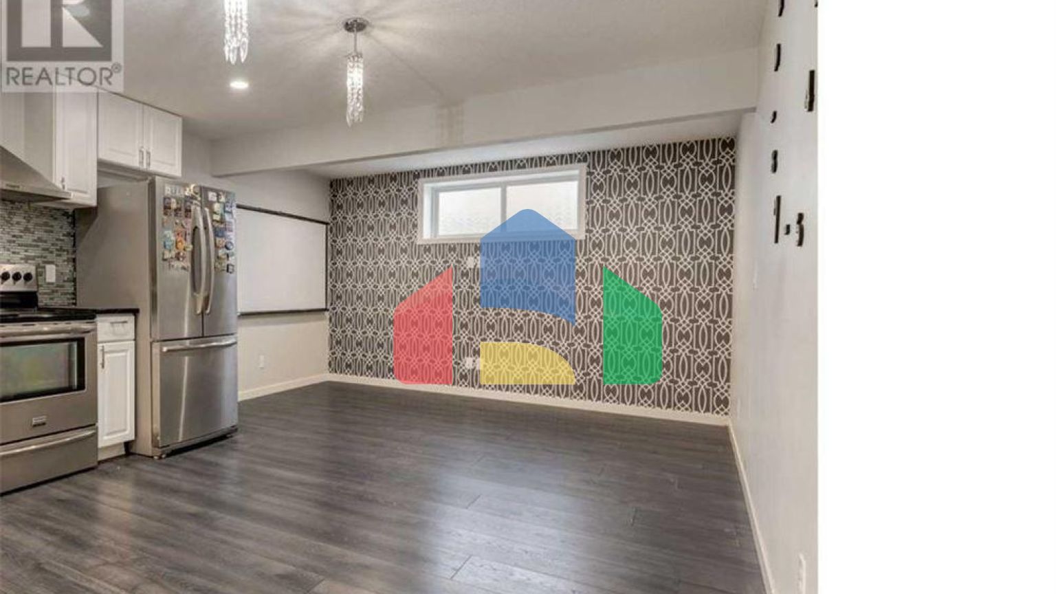 Residential - Single Family Home - Calgary, Canada - Canada