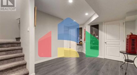 Residential - Single Family Home - Calgary, Canada - Canada