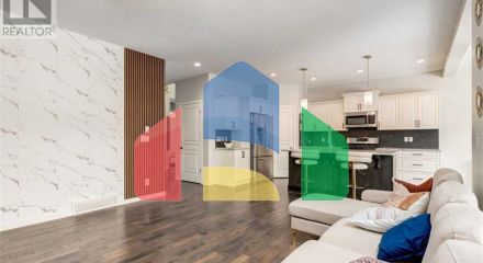 Residential - Single Family Home - Calgary, Canada - Canada