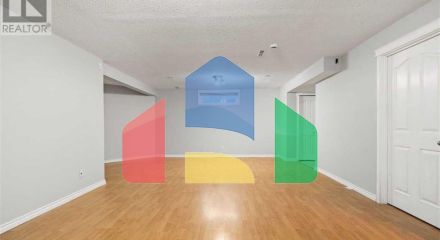 Residential - Single Family Home - Calgary, Canada - Canada