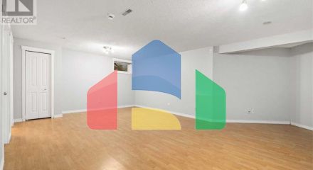 Residential - Single Family Home - Calgary, Canada - Canada