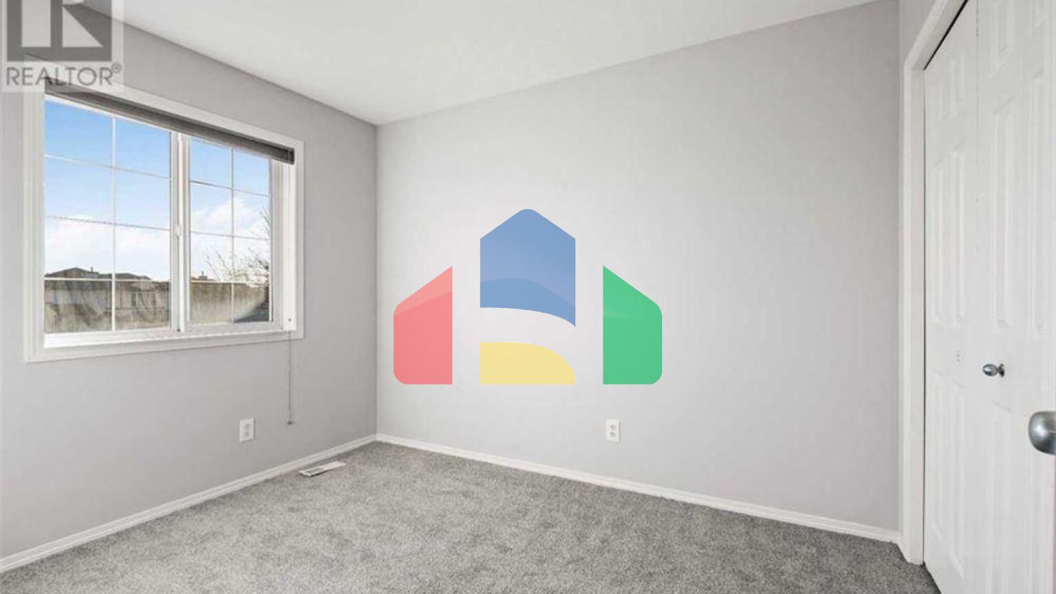 Residential - Single Family Home - Calgary, Canada - Canada