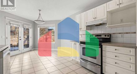 Residential - Single Family Home - Calgary, Canada - Canada