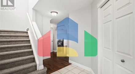 Residential - Single Family Home - Calgary, Canada - Canada