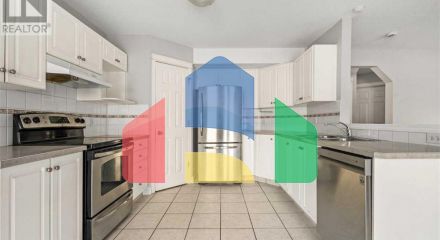 Residential - Single Family Home - Calgary, Canada - Canada