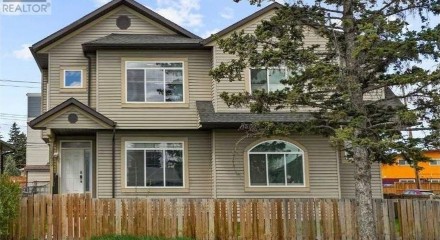 Residential - Single Family Home - Calgary, Canada - Canada