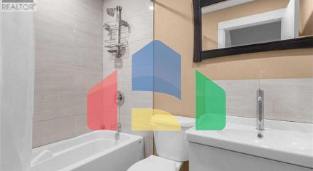 Residential - Single Family Home - Calgary, Canada - Canada